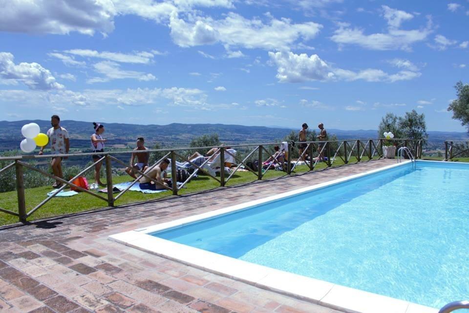 Agriturismo Villa Gabbiano Capodacqua  Buitenkant foto