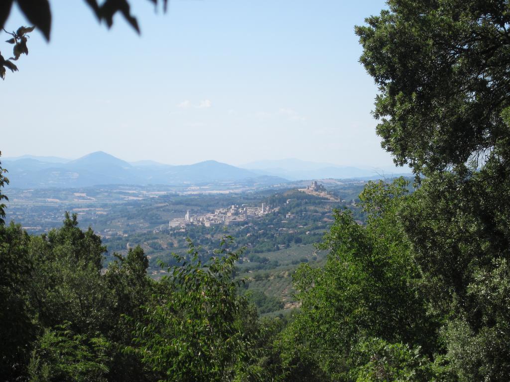 Agriturismo Villa Gabbiano Capodacqua  Buitenkant foto